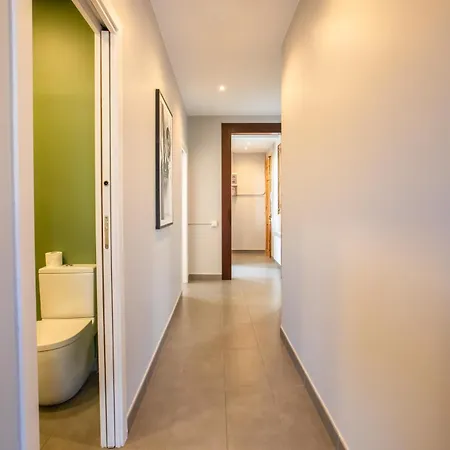42mal1083 - Great 2br Near Sagrada Familia * Barcelona